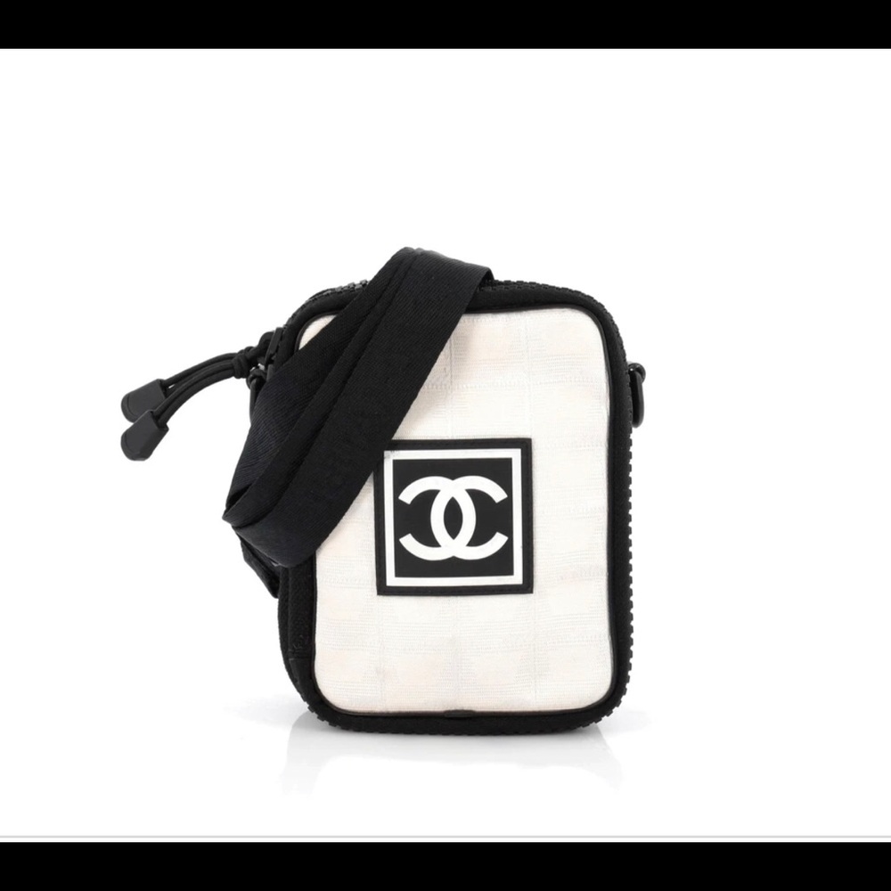 ISO Chanel sports bag